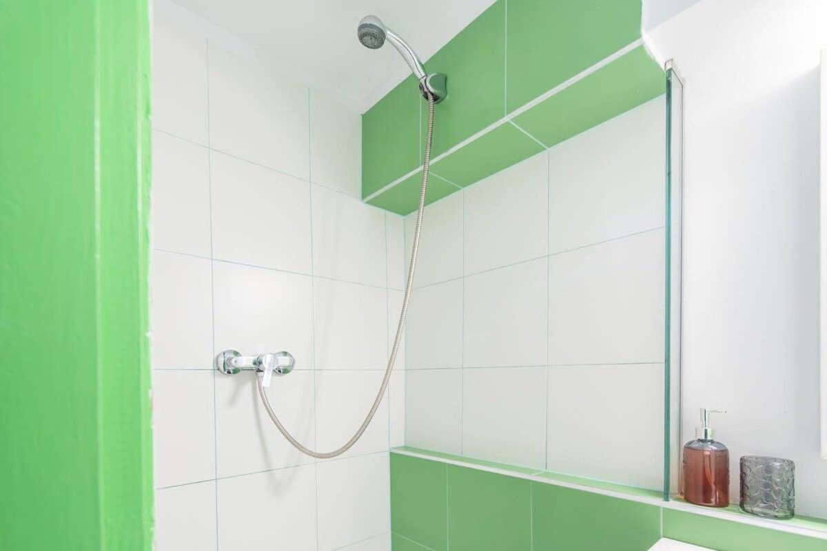Very Central - Unique Design - New Studio Budapest Bagian luar foto
